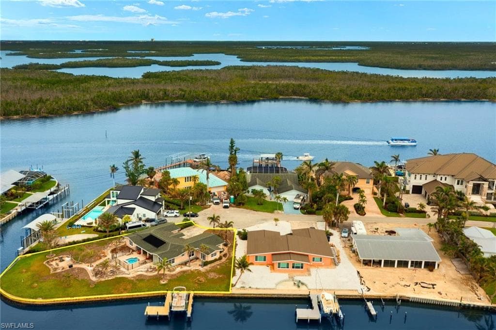 675 Randy LN, FORT MYERS BEACH FL 33931-12