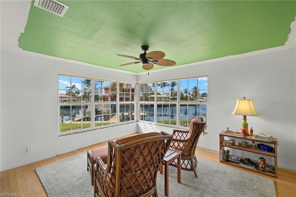 675 Randy LN, FORT MYERS BEACH FL 33931-35