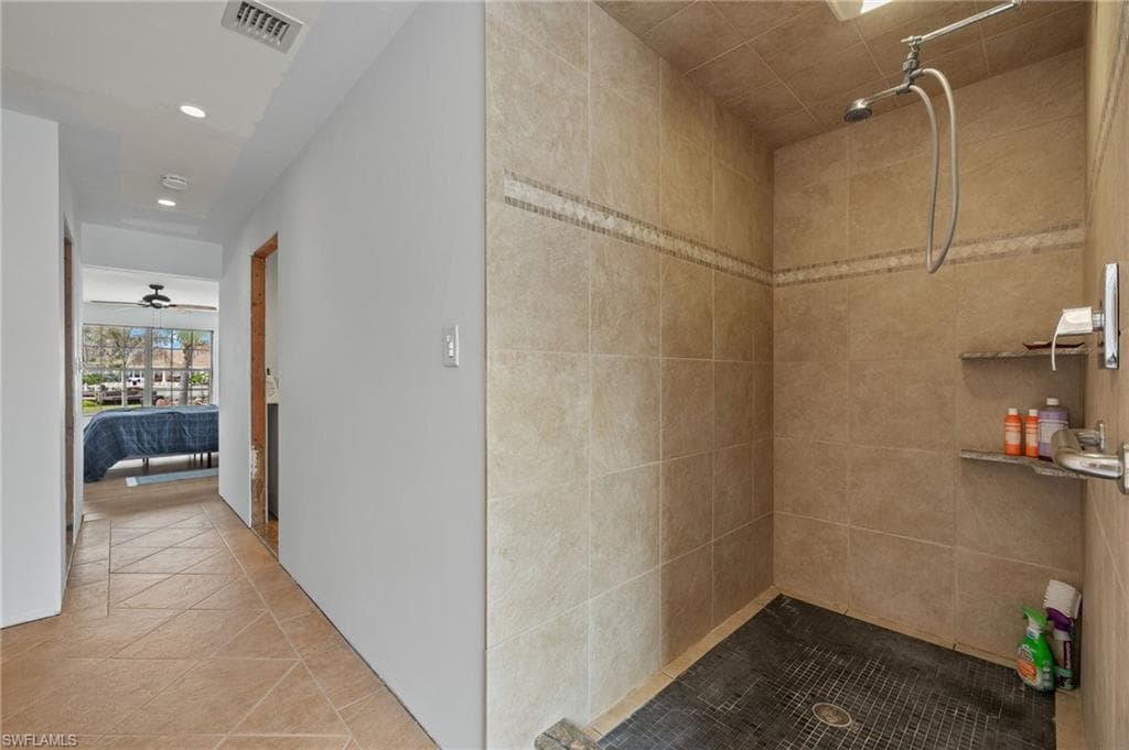 675 Randy LN, FORT MYERS BEACH FL 33931-29