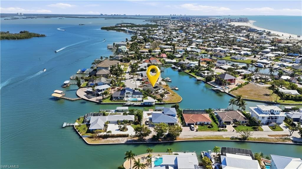 675 Randy LN, FORT MYERS BEACH FL 33931-9