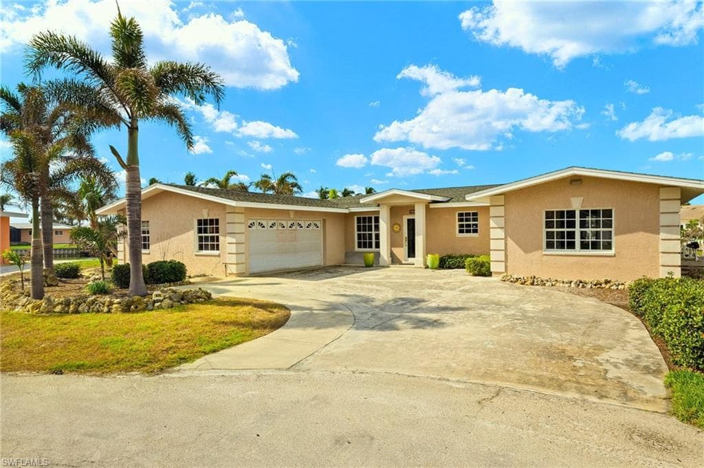 675 Randy LN, FORT MYERS BEACH FL 33931-18