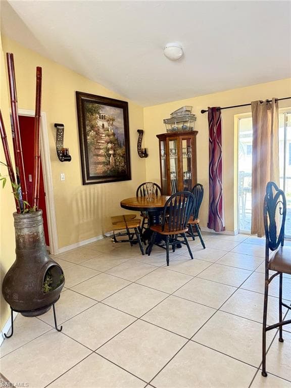 126 Zenith CIR, FORT MYERS FL 33913-7