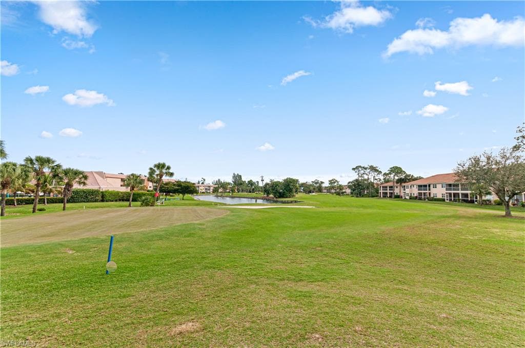 225 TURTLE LAKE CT # 209, NAPLES FL 34105-13