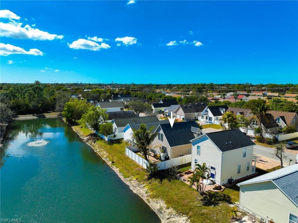 150 Leawood CIR, NAPLES FL 34104-16