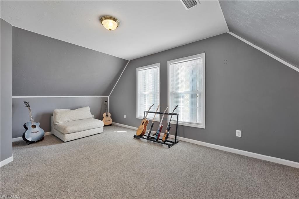 150 Leawood CIR, NAPLES FL 34104-10