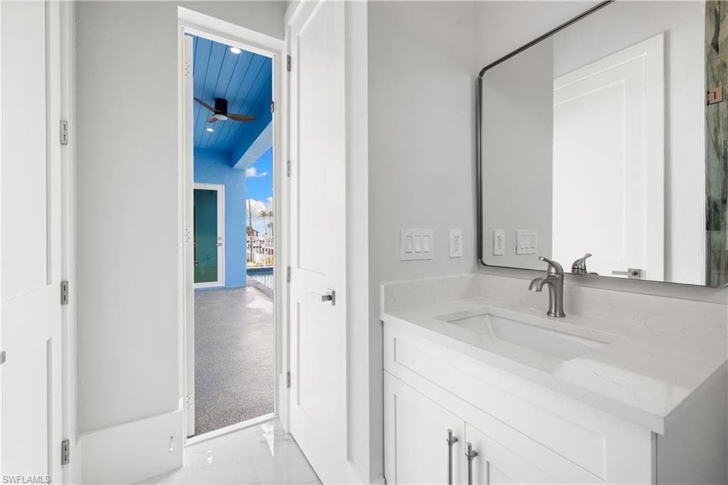 137 Hibiscus DR-5