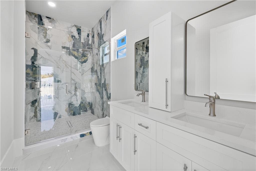 137 Hibiscus DR-12