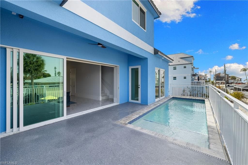 137 Hibiscus DR-19