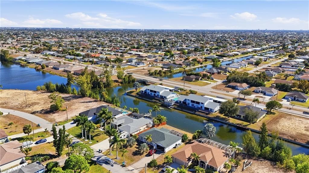 1135 Gleason PKWY # 104, CAPE CORAL FL 33914-25