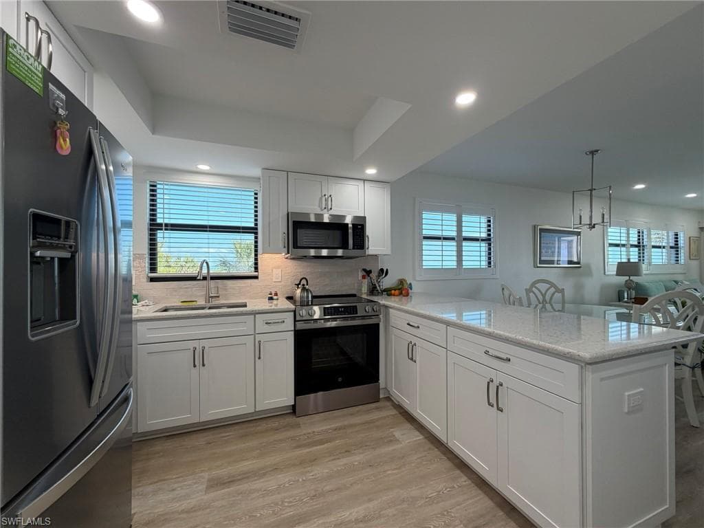 2230 Camino Del Mar DR, SANIBEL FL 33957-7