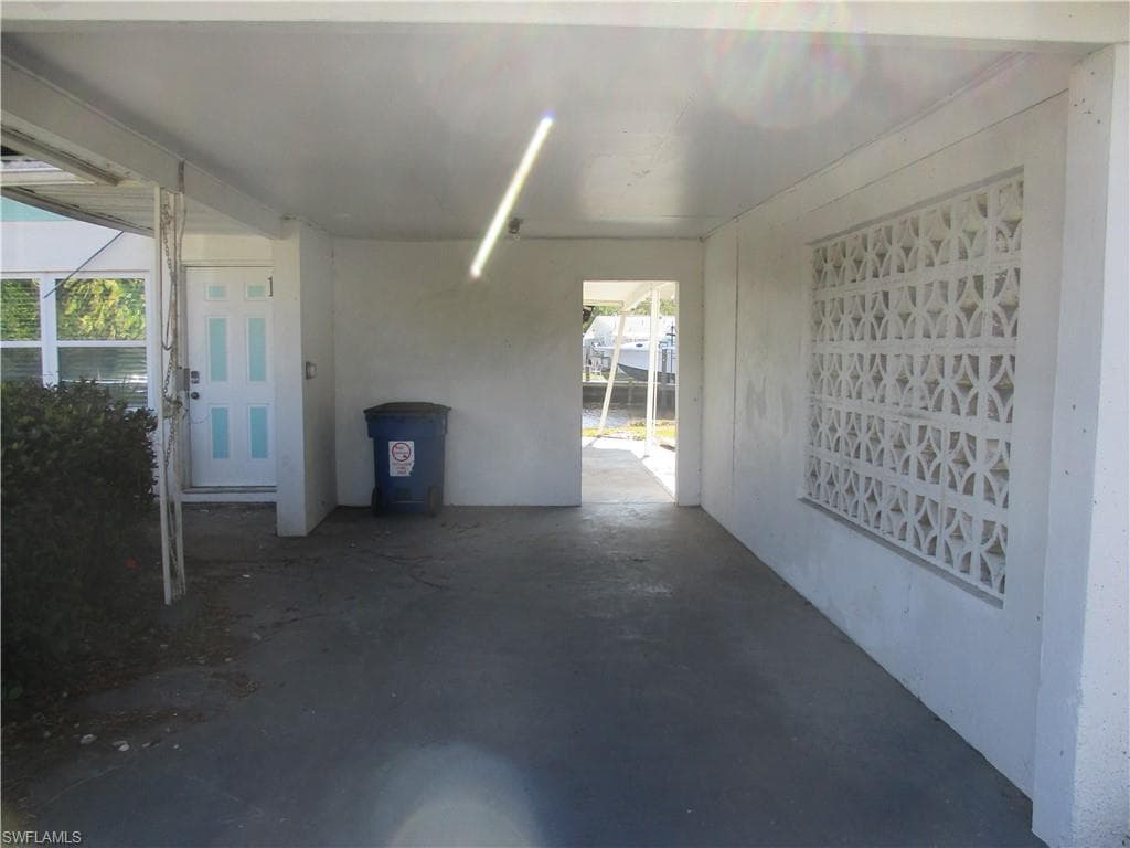 8140 Cleaves RD-8