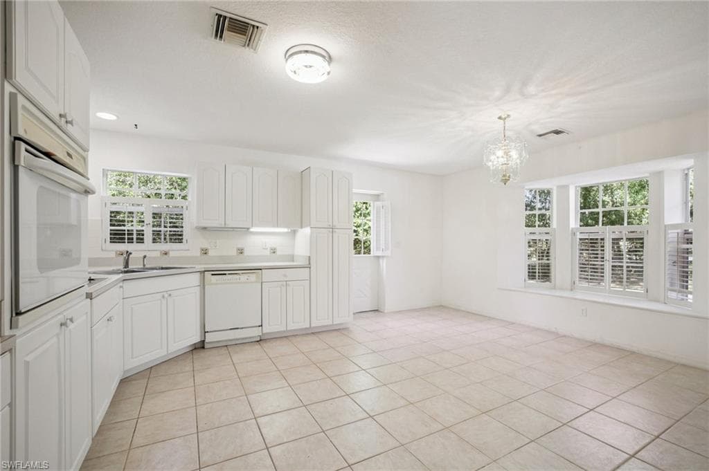 5348 Cypress LN, NAPLES FL 34113-7