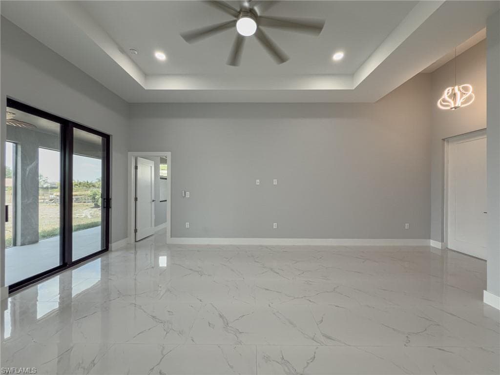 417 Paddock ST-12