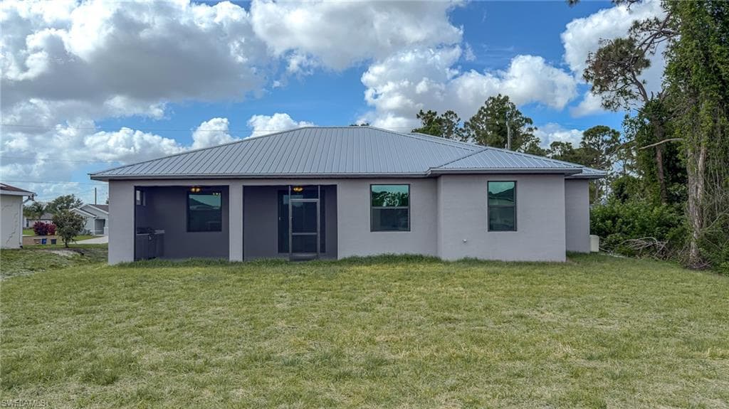 417 Paddock ST-32