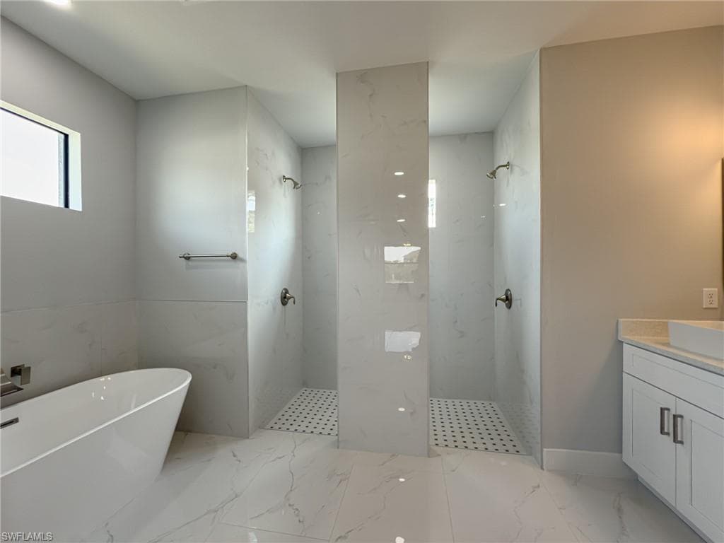 417 Paddock ST-17
