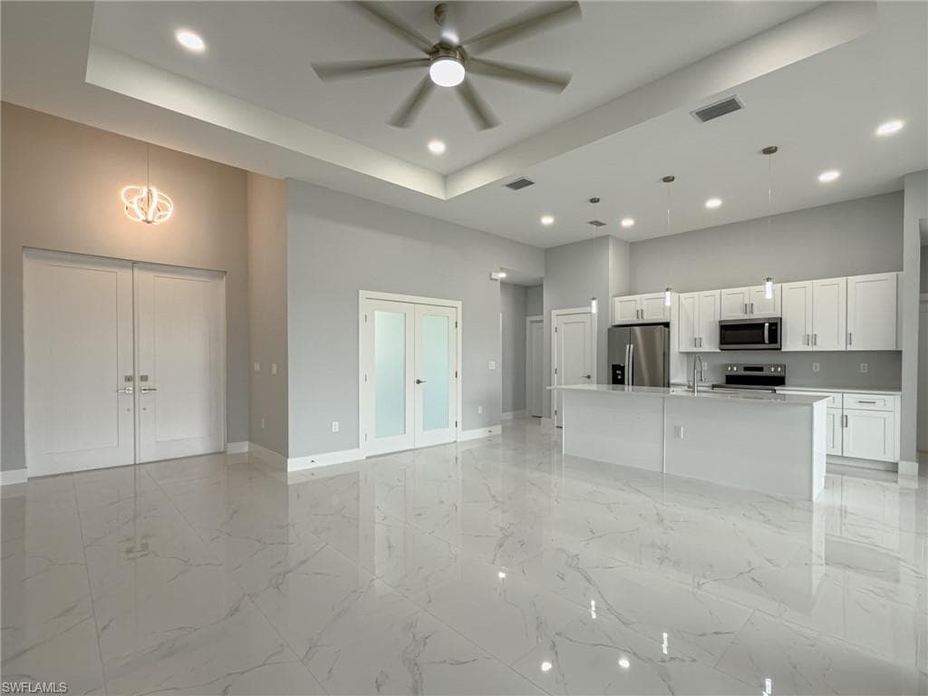 417 Paddock ST-3
