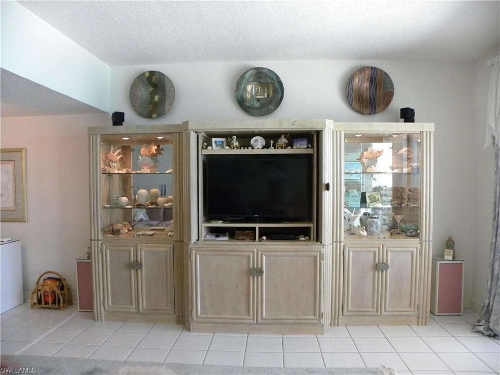 267 Barefoot Beach BLVD X604-18