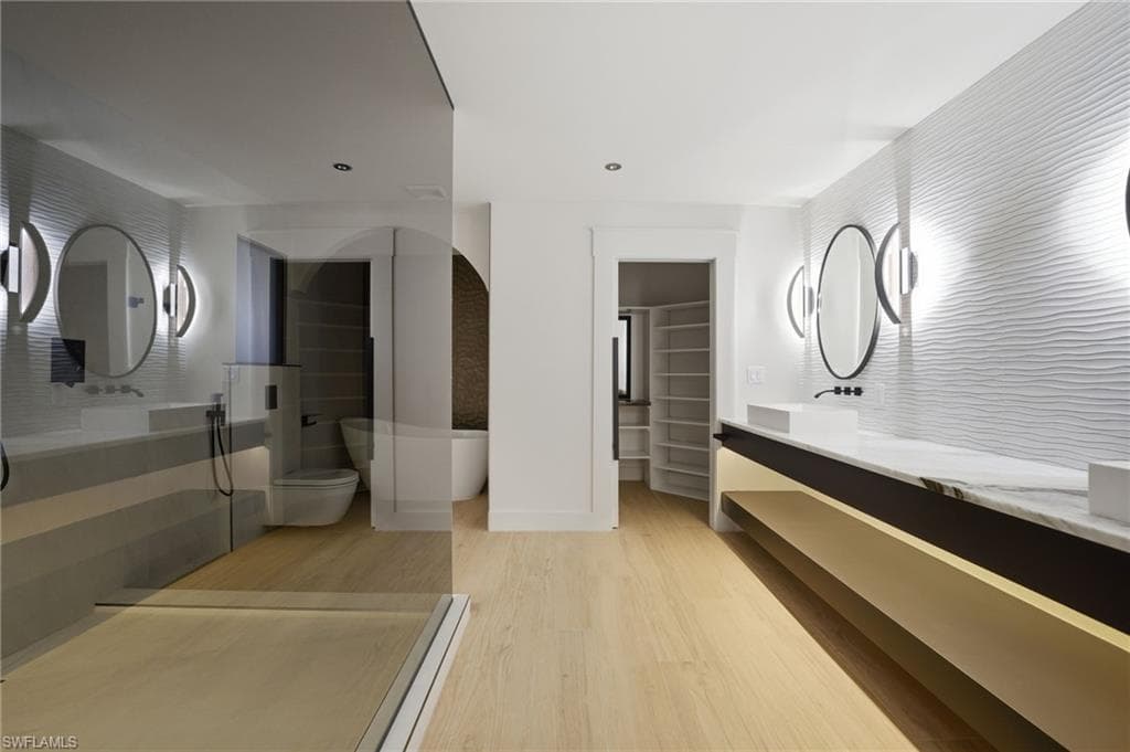 2795 N Beach RD # B, ENGLEWOOD FL 34223-22