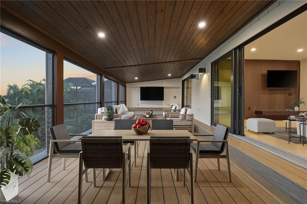 2795 N Beach RD # B, ENGLEWOOD FL 34223-5