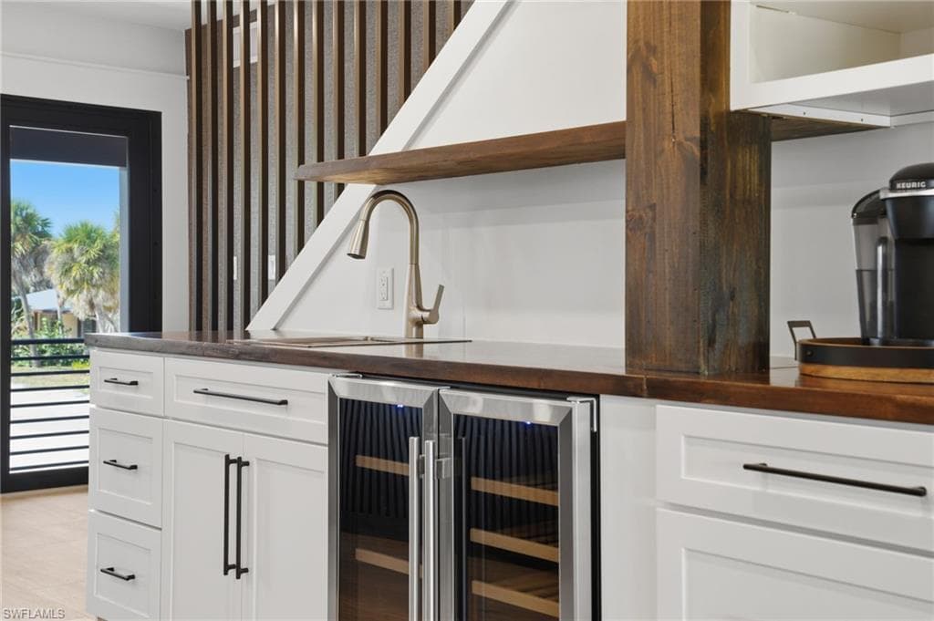 2795 N Beach RD # B, ENGLEWOOD FL 34223-12