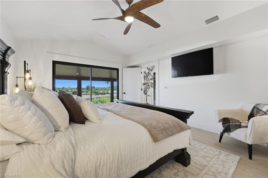 2795 N Beach RD # B, ENGLEWOOD FL 34223-25