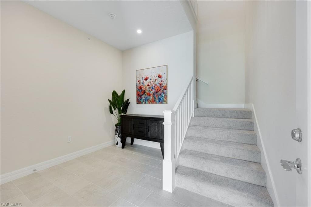 316 Indies DR W 201-13