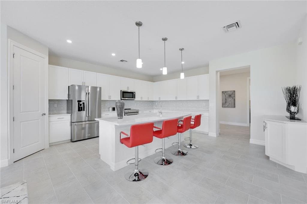 316 Indies DR W 201-7