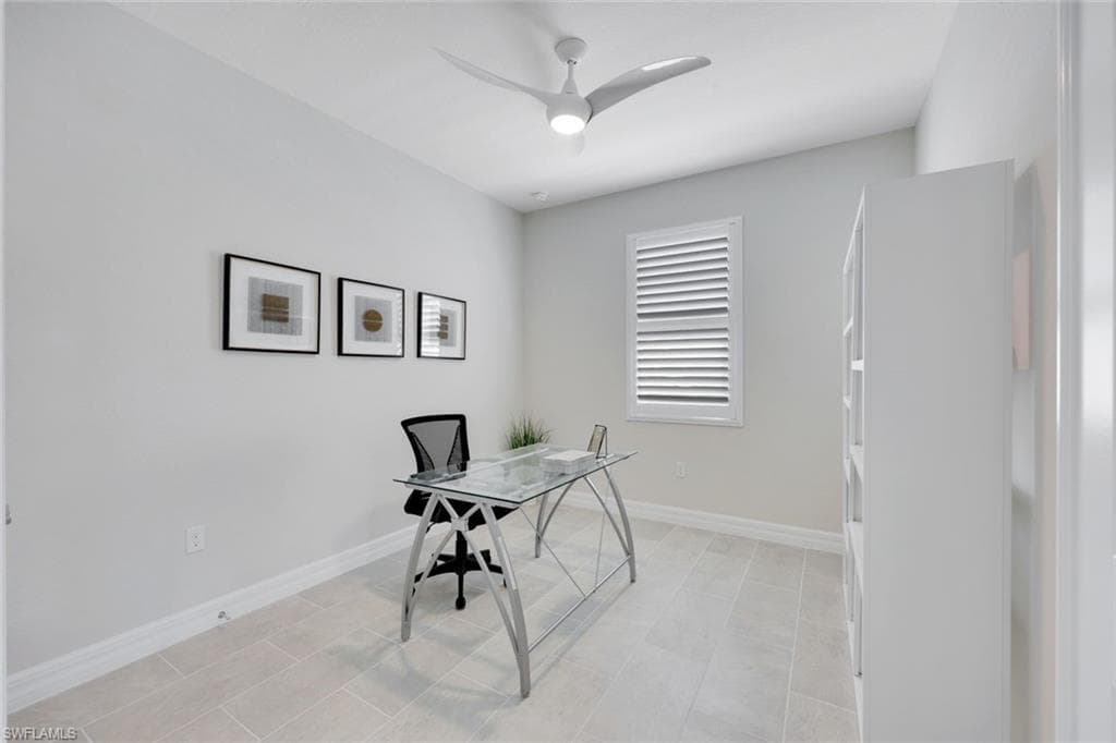316 Indies DR W 201-15