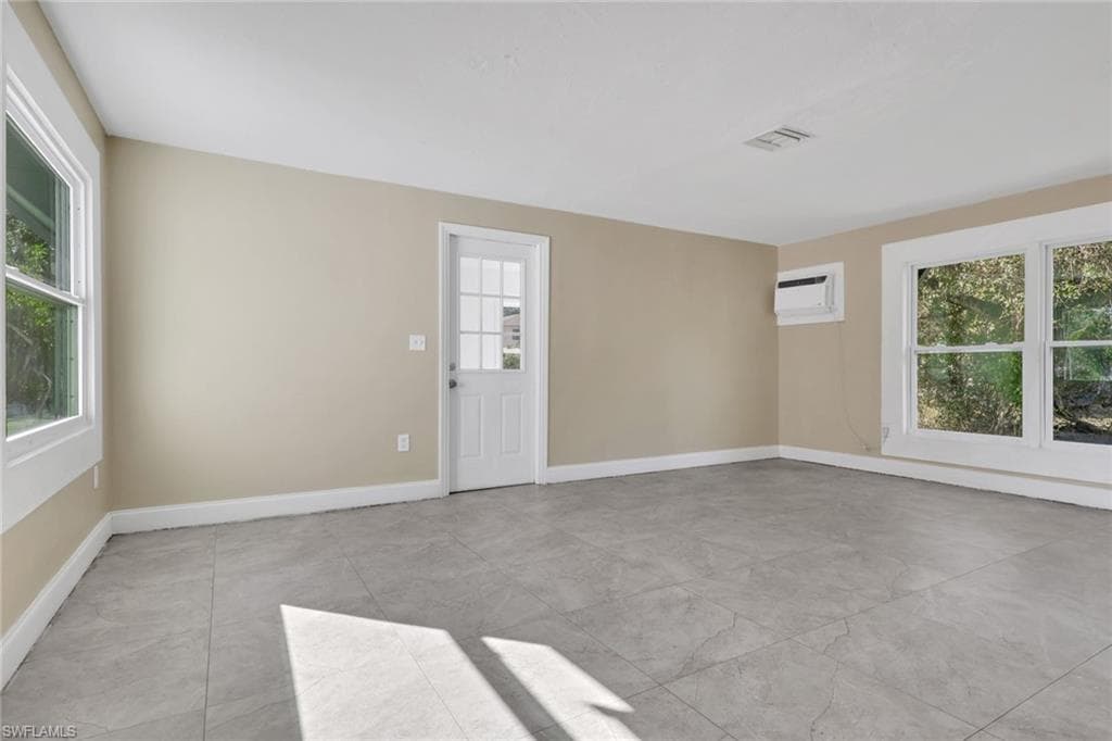 2933 Jackson ST-6
