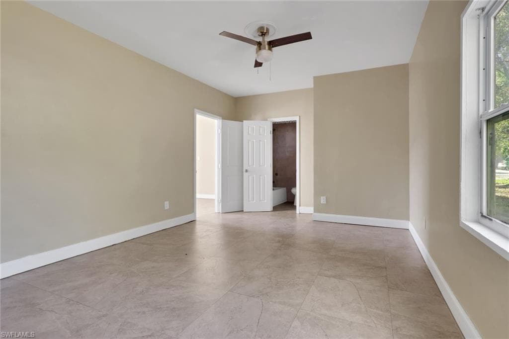 2933 Jackson ST-31