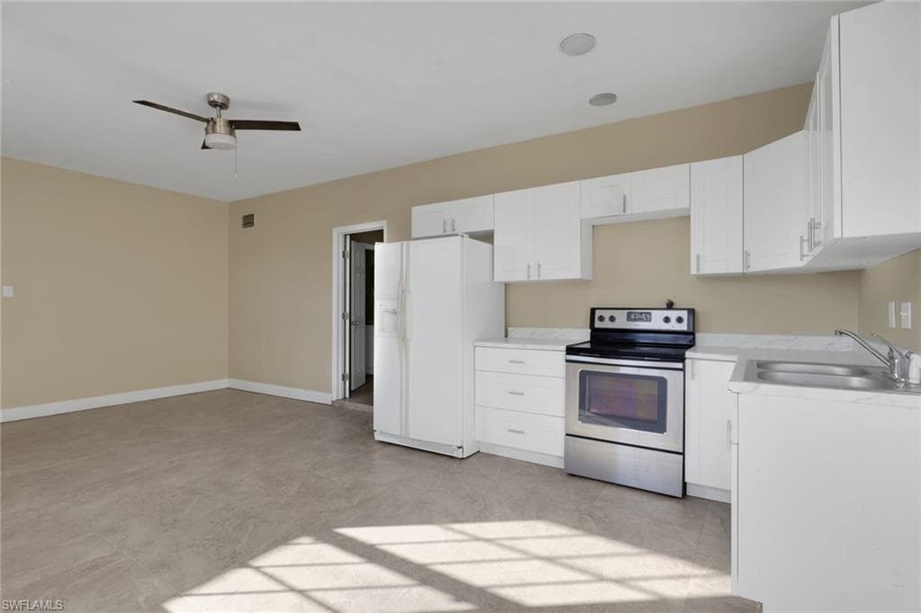 2933 Jackson ST-28