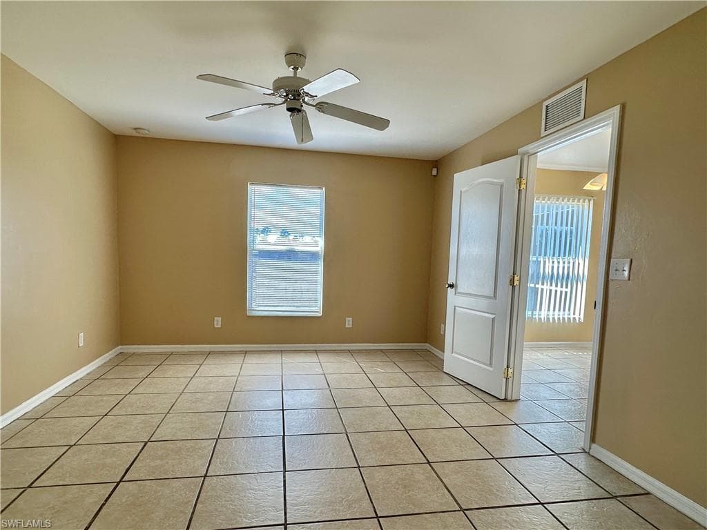 2015 Xelda AVE N, LEHIGH ACRES FL 33971-26