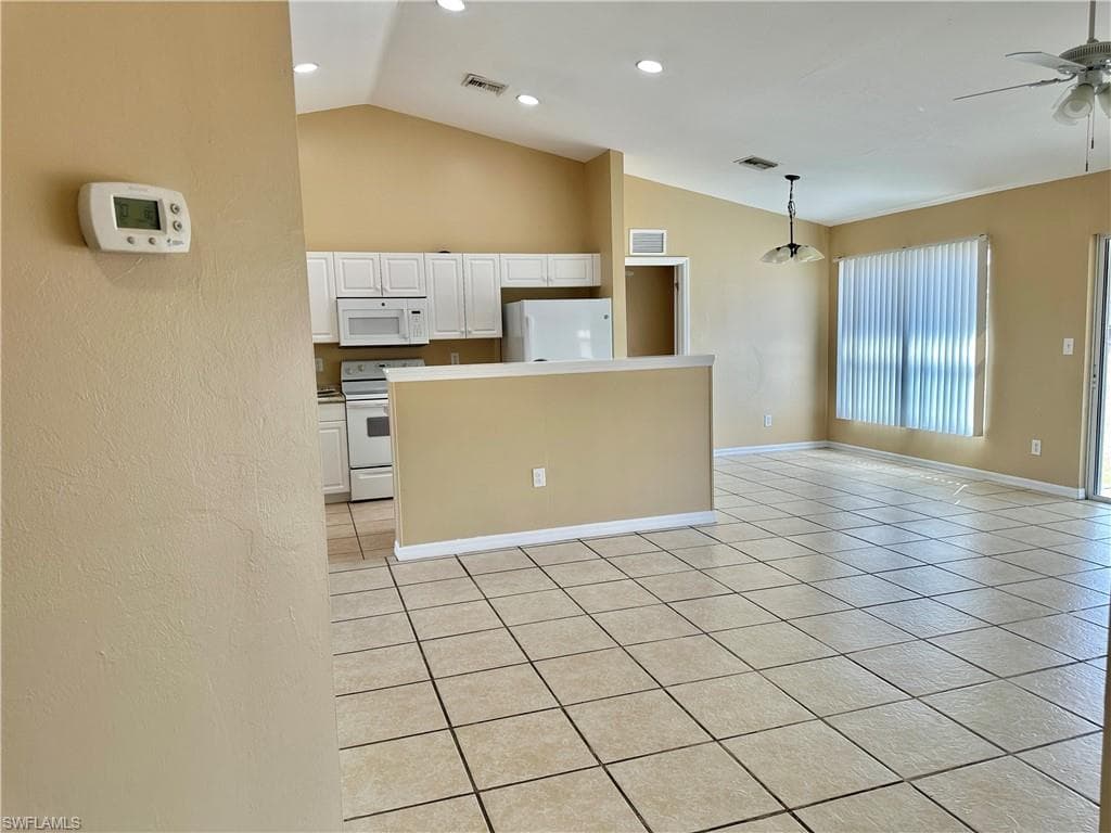 2015 Xelda AVE N, LEHIGH ACRES FL 33971-41