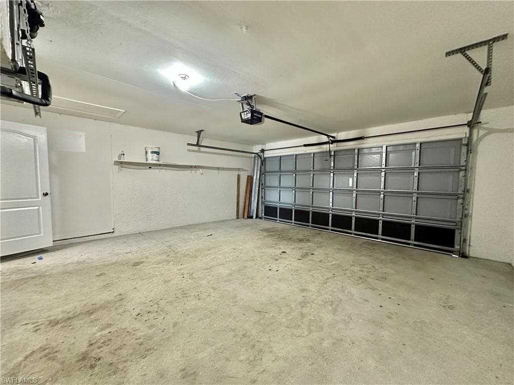 2015 Xelda AVE N, LEHIGH ACRES FL 33971-46