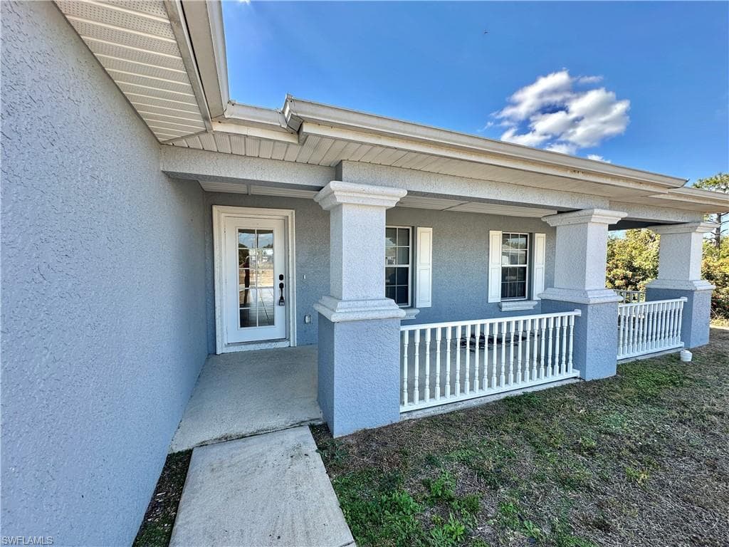 2015 Xelda AVE N, LEHIGH ACRES FL 33971-2