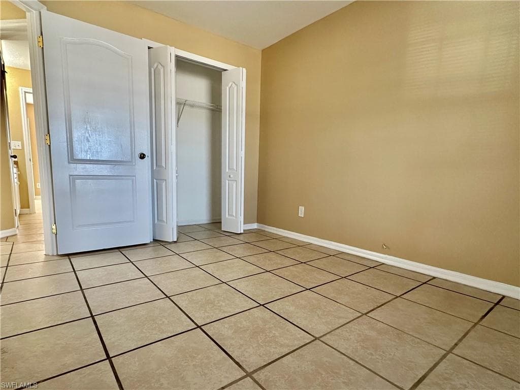 2015 Xelda AVE N, LEHIGH ACRES FL 33971-37