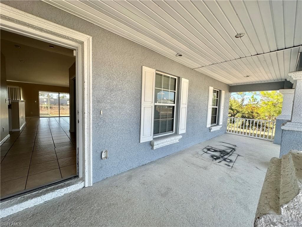 2015 Xelda AVE N, LEHIGH ACRES FL 33971-48