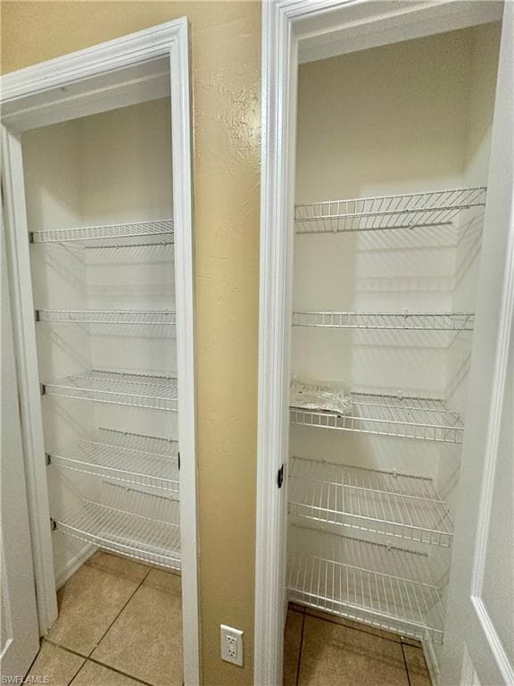 2015 Xelda AVE N, LEHIGH ACRES FL 33971-13