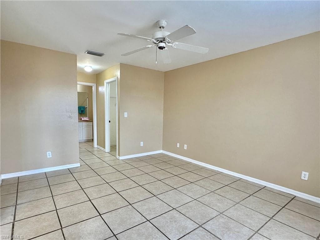 2015 Xelda AVE N, LEHIGH ACRES FL 33971-17