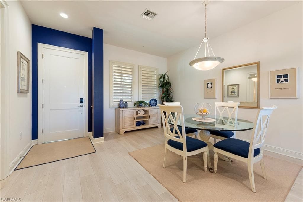 21490 Strada Nuova CIR # 309, ESTERO FL 33928-1