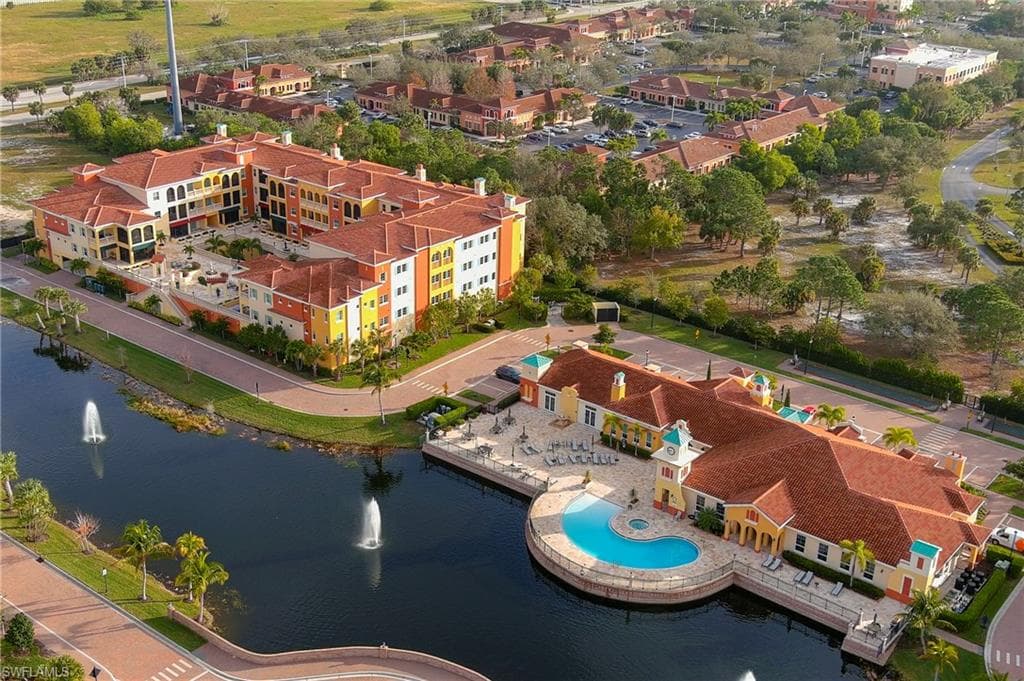 21490 Strada Nuova CIR # 309, ESTERO FL 33928-27