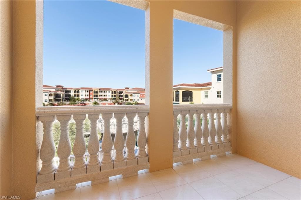 21490 Strada Nuova CIR # 309, ESTERO FL 33928-19
