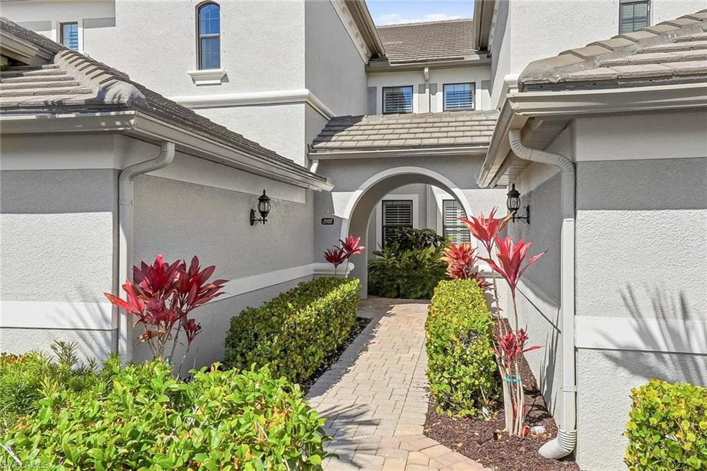 12045 Covent Garden CT 2103-1