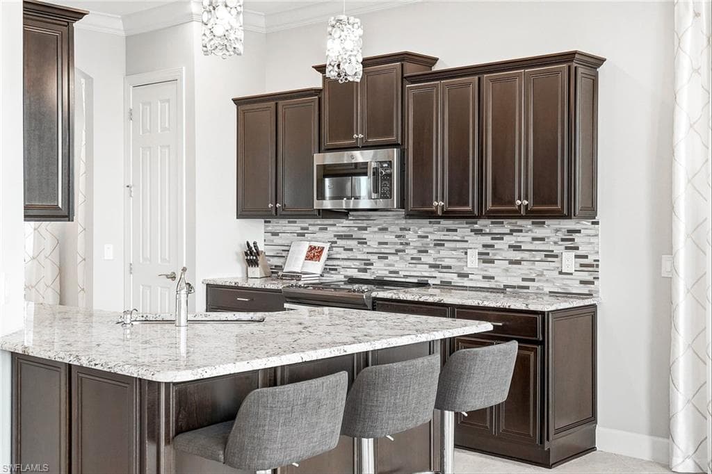 12045 Covent Garden CT 2103-5