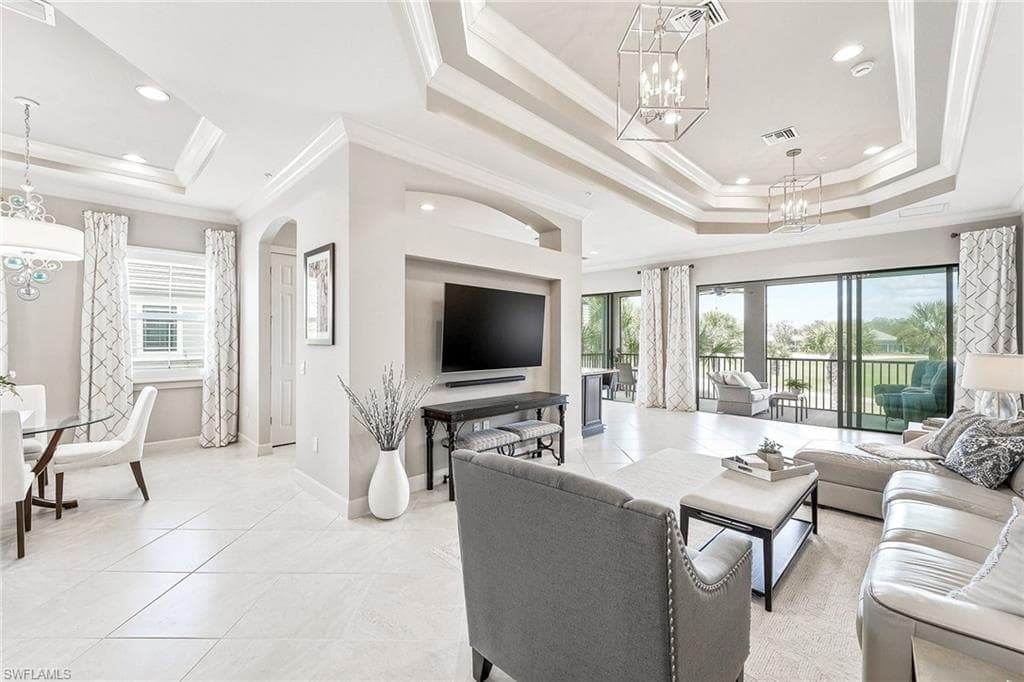 12045 Covent Garden CT 2103-2