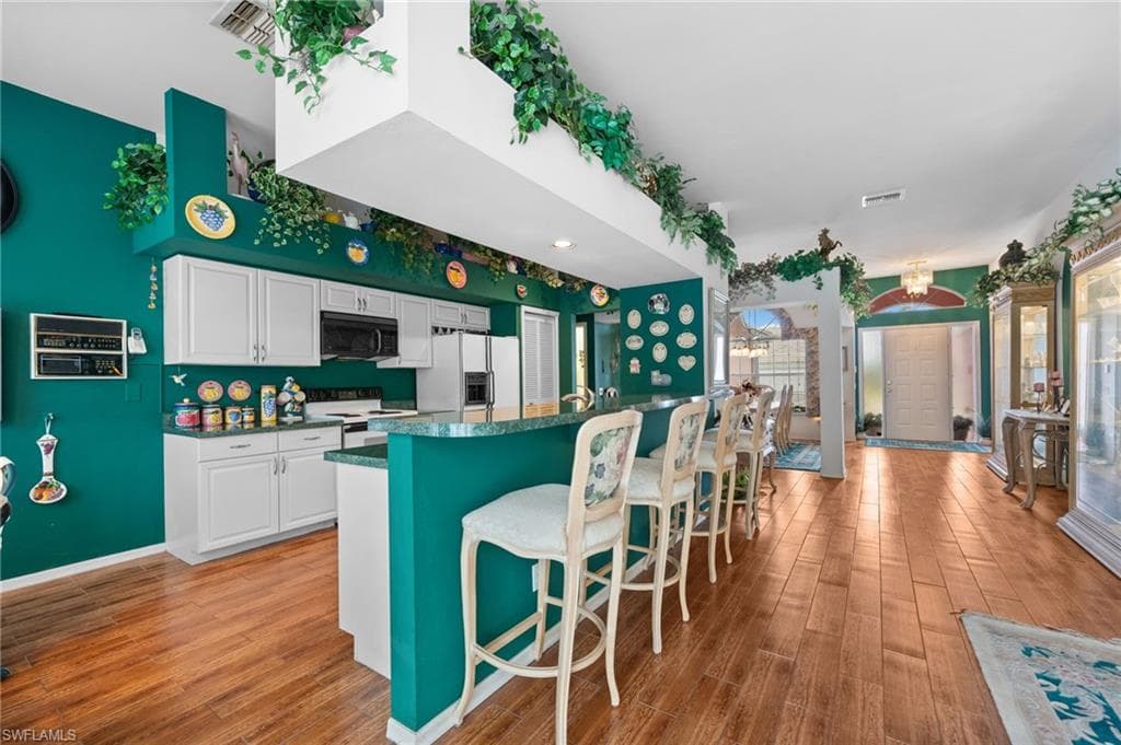 256 Countryside DR-8