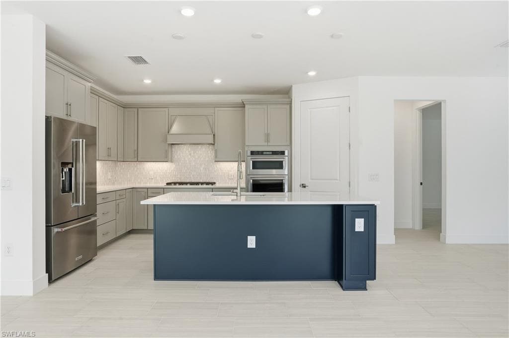 2148 Sequoia CT-6