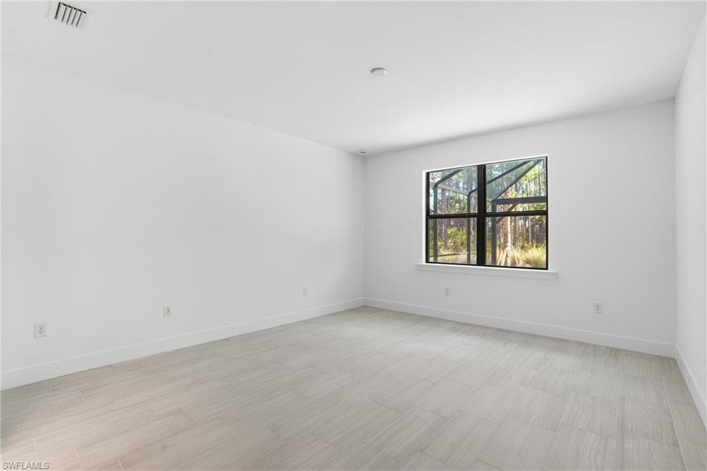 2148 Sequoia CT-12