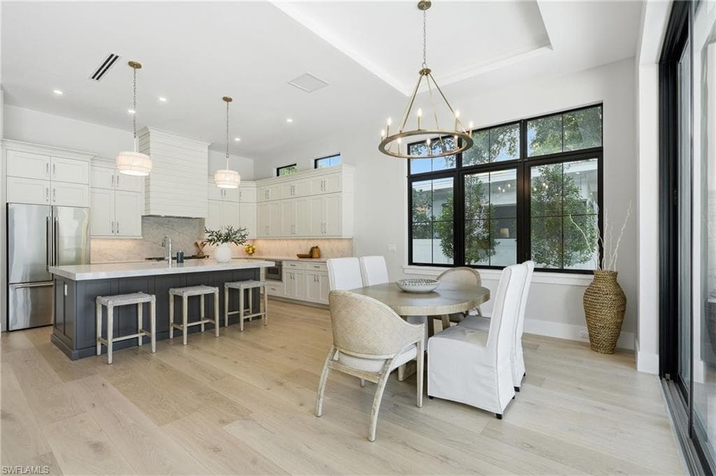 1102 9th AVE N-16