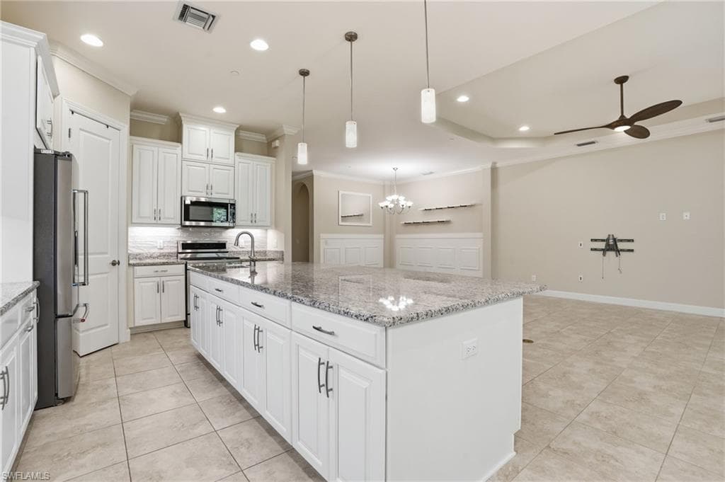 23706 Pebble Pointe LN-13